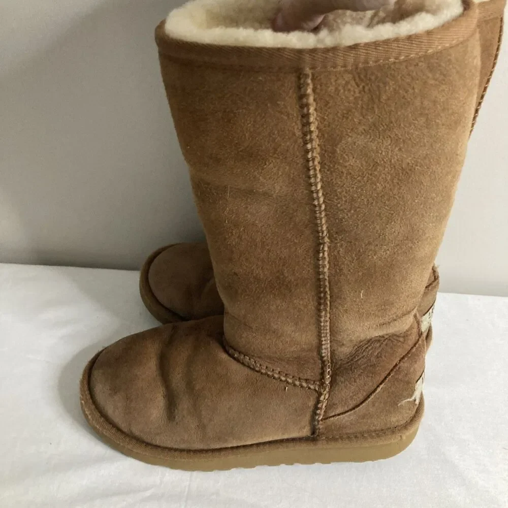 UGG classic tall